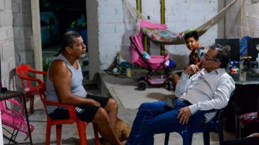 El candidato presidencial Gustavo Petro fue alojado en la casa del pescador  Arnulfo Muñoz, horas antes de salir a pescar en el Río Magdalena.     Javier Sánchez Honda (Tolima) Enviado […]