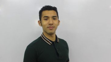 Esteban Blandón     Ricardo Coslove Esteban Blandón, un estudiante de 17 años de Envigado, Antioquia, Colombia, que actualmente estudia ciencias, matemáticas y tecnología en la Institución Educativa Comercial de […]