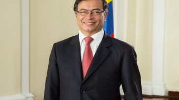             Gustavo Petro, presidente electo de Colombia.   Alberto Camargo Fueron muchas las conversaciones, dicen los allegados, para que el presidente electo Gustavo Petro, aceptara ponerse […]