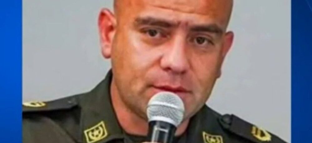 Teniente coronel Benjamín Núñez      Las autoridades de policía dicen desconocer el paradero del uniformado que a sangre fría asesinó a tres jóvenes y quiso presentar el hecho como […]