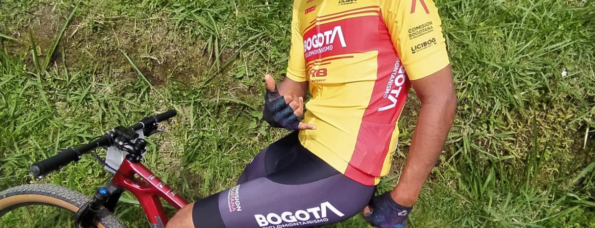 Óscar Iván Martínez Amaya «Hola: soy Óscar Iván Martínez Amaya, tengo 19 años y soy el Campeón Nacional de Ciclo montañismo». Acabo de ganar la Maratón en Pereira. Y me […]
