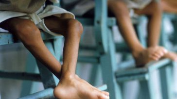 Los niños en Colombia mueren de desnutrición como consecuencia de la política de corrupción auspiciada por los  últimos gobiernos de derecha.     Rafael Camargo Según el Instituto Nacional de […]