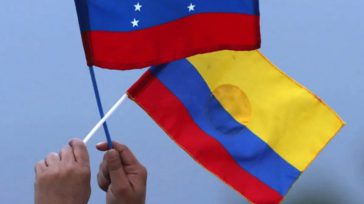 Colombia y Venezuela restablecerán relaciones diplomáticas    Javier Sánchez  Colombia y Venezuela preparan el restablecimiento de relaciones diplomáticas, económicas y sociales entre los dos países hermanos afectados por la fobia […]