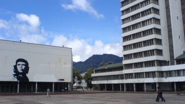 Universidad Nacional de Colombia     Jorge Giraldo Acevedo Deseo destacar que recientemente la Universidad Nacional de Colombia celebró 155 años de labores académicas; fue fundada en el gobierno de […]