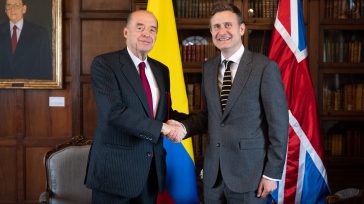 George Hodgson, presentó copias de cartas credenciales, como embajador de Alemania en Colombia,  ante el Ministro de Relaciones Exteriores, Álvaro Leyva Durán.     Durante un acto protocolario, el nuevo […]