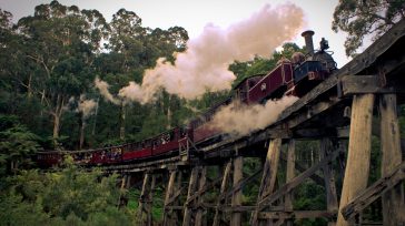 La primera maquina del tren que llegó a Colombia.          Gerney Ríos González Para mi gusto, yo prefiero a las gentes a lo Parra y no a […]