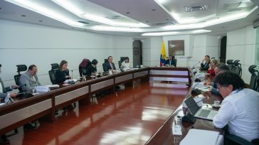 El presidente Petro, se reúne con su gabinete estratégico para  evaluar la emergencia por el invierno y tomar las precauciones que permitan evitar tragedias.     La ola invernal continúa en […]