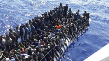 Migración en el mediterráneo      Guillermo Romero Salamanca «Es escandalosa la exclusión de los migrantes. Es más, la exclusión de los migrantes es criminal, los hace morir delante de […]