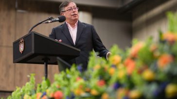 El presidente de la República, Gustavo Petro Urrego, confirmó que la producción de petróleo y gas seguirá con normalidad en Colombia. «En ninguna parte del país se ha prohibido ni el […]