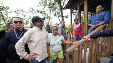 El presidente Gustavo Petro Urrego, visitó varias viviendas para establecer personalmente los daños registrados por la tormenta Julia.      Juan Diego Cano San Andrés Tras recorrer los sectores afectados […]