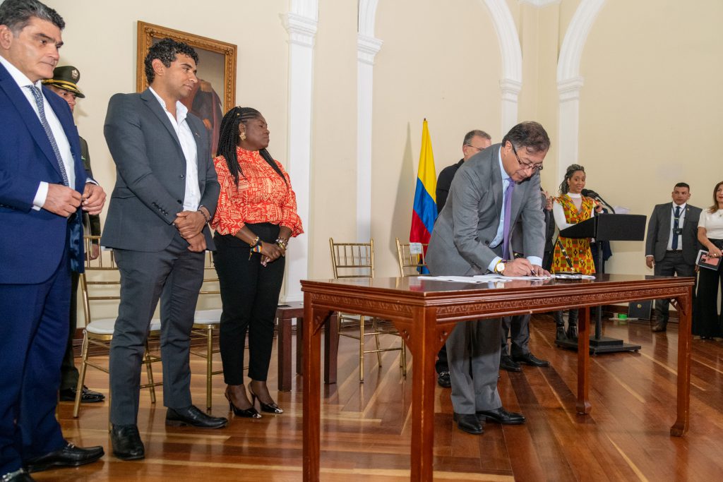 Colombia Tendrá El Ministerio De La Igualdad Y Equidad Primicia Diario 0313