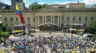 Asistentes a los diálogos Regionales Vinculantes en Bogotá Casa de Nariño.       Mientras la oposición al Gobierno Petro, conformada por empresarios, periodistas, exmilitares y políticos de la ultraderecha […]