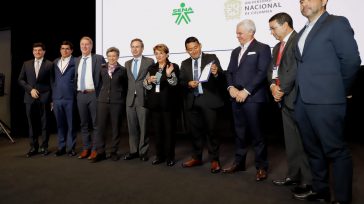 Organizadores y aliados.  El Gobierno nacional y actores clave del ecosistema de innovación firmaron un acuerdo de intención para vincularse oficialmente al Distrito de Ciencia Tecnología e Innovación de Bogotá […]