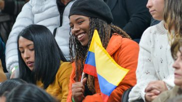 Juventud reclama la paz   Los habitantes de Soacha se reunieron con el presidente de Colombia, Gustavo Petro Urrego. El mandatario anunció  que en el  marco de la paz  contará […]