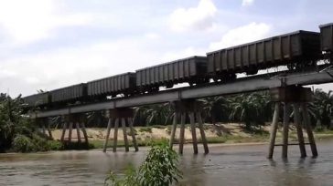 Ferrocarril entre Bogotá y el río Magdalena       Gerney Ríos González Para la estructuración del ferrocarril entre Bogotá y el río Magdalena, a raíz del Decreto de 1865, […]