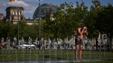 Verano infernal en Europa       Jhonny Alexis Lizcano L.        Mientras en Estados Unidos, Japón y gran parte de Europa no cede la ola de calor asfixiante superando los […]