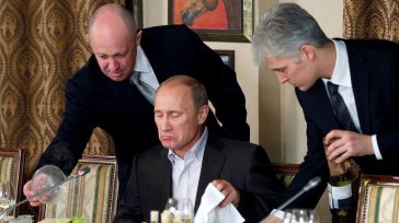 Yevgueni Prigozhin fue el «chef de Putin». Ahora es su peor enemigo en el campo de batalla.      Gerney Ríos González Un vendedor callejero de «perros calientes», comerciante en comidas […]