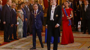 El presidente Petro y el Rey Felipe de España       Gustavo Álvarez Gardeazábal El Porce El país se está acostumbrando tontamente a que el presidente Petro casi siempre llegue […]