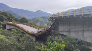 Monumento a la corrupción que desde hace más de 30 años se tomó la construcción de las vías en Colombia.      Se desplomó uno de los puentes de la […]
