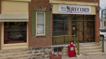 Semanario Marion County Record     La Sociedad Interamericana de Prensa (SIP) condenó el allanamiento de la sede del semanario Marion County Record y el domicilio de su director, en Kansas, Estados Unidos, por […]
