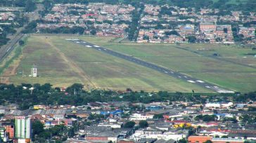 La Base Aérea de Cali, rodeada por todos los barrios que la ahorcaron finalmente         Gustavo Álvarez Gardeazabal El Porce Y lo que desde hace más de […]