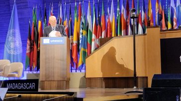 Canciller Álvaro Leyva en la 42a Conferencia General de la UNESCO.         «Vengo de un país que conoce el dolor de la guerra y que le ha […]