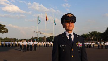 El Coronel Luis Eduardo Rincón Sánchez, como el nuevo comandante del Comando Aéreo de Combate No. 7, CACOM-7. Jair López Primicia  Santiago de Cali En solemne ceremonia militar efectuada en […]