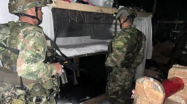 La ofensiva del Gobierno colombiano contra el narcotráfico    La Brigada Contra el Narcotráfico N.°1, del Comando Contra el Narcotráfico y Amenazas Transnacionales, CONAT del Ejército Nacional y la Fuerza […]