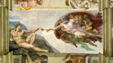 La creación de A dán de Miguel Á ngel detalla uno de los frescos de la Capilla Sixtina en el Palacio Apostólico de la Ciudad del Vaticano.  
