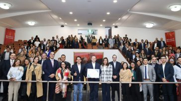 Todo el personal directivo de Scotiabank Colpatria encabezado por Jabar Singh, celebran la recertificación Friendly Biz, otorgada por la Cámara de la Diversidad en Colombia.         Scotiabank […]
