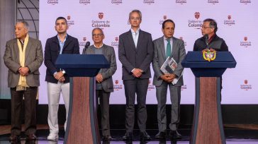 Acuerdo con los banqueros     Gustavo Ávarez Gardeazábal El Porce Soy el primero en aplaudir el acuerdo al que han llegado el gobierno nacional y los banqueros para evitarnos […]