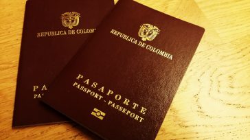 Pasaporte colombiano   El canciller Luis Gilberto Murillo aseguró que el Gobierno garantiza la producción y expedición de pasaportes en el corto, mediano y largo plazo, gracias a un proceso […]