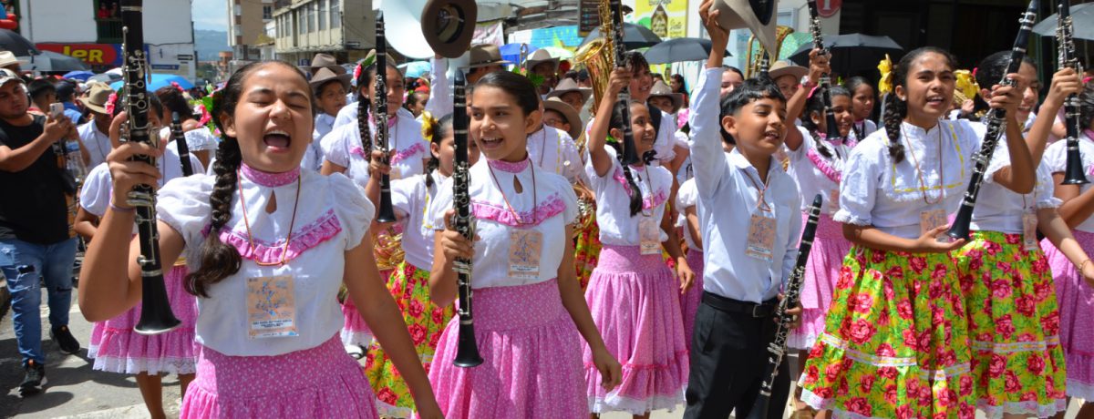 Jovenes estudiantes hacen parte de la mayoria de bandas participantes.   Todo listo para celebrar por todo lo alto las bodas de oro del Concurso Nacional de Bandas en Paipa. […]