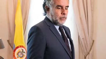 Armando Benedetti,Jefe de Gabinete Presidencia de la República. Una polémica de grandes proporciones se desató en el país ante el nombramiento de Armando Benedetti, como  Jefe de Despacho (Gabinete) en [&hellip;]