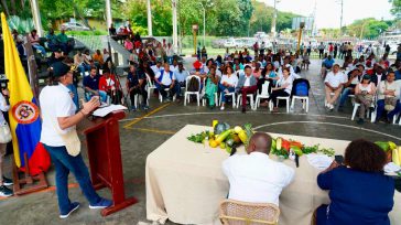 Gustavo Bolívar, director de Prosperidad Social &nbsp; &nbsp; &nbsp; El Gobierno nacional anunció en Puerto Tejada la suscripción del contrato que asigna recursos para la construcción de la plaza de [&hellip;]