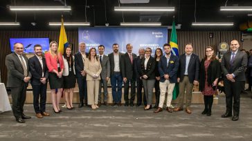 Representantes de los gobiernos nacional y distrital además de funcionarios diplomáticos de Colombia y Brasil en el lanzamiento de la nueva ruta de GOL entre Brasilia y Bogotá El alcalde [&hellip;]