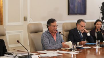 Petro leyó un fragmento del libro ‘El espíritu de la esperanza’, del escritor Byung-Chul Han,durante el Consejo de ministros.  &nbsp; &nbsp; &nbsp; Durante el Consejo de Ministros televisado, el presidente [&hellip;]