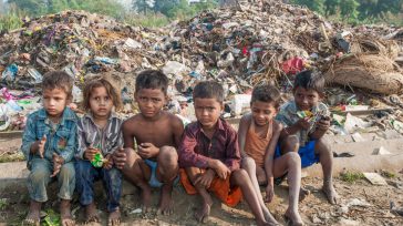 Niños abandonados habitan en las calles.   Hernán Alejandro Olano García. Ha surgido una polémica tras las declaraciones del ministro de salud de Colombia, Guillermo Alfonso Jaramillo, el cual se […]