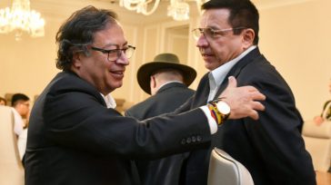 El senador Miguel Ángel Pinto, visitando en la Casa de Nariño al presidente Gustavo Petro. &nbsp; &nbsp; &nbsp; El presidente acusa al Partido Liberal de intentar dilatar la reforma laboral [&hellip;]