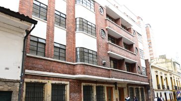 Con una inversión de $7.962 millones, la Universidad Pedagógica Nacional estrena un edificio de 2.342 metros cuadrados, optimizando su capacidad para la formación en música, artes visuales y escénicas en [&hellip;]