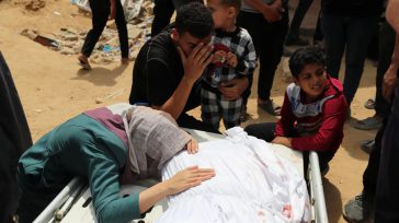 «Durante los últimos dos meses, esa bestia apocalíptica y su gabinete de guerra ordenaron volver a usar el hambre como  herramienta de la interminable batalla genocida y no les han […]