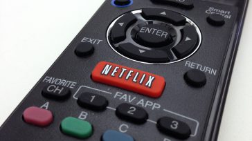 El cambio de la televisión El venerable aparato catódico, otrora monarca indiscutible del entretenimiento doméstico, navega hoy en aguas turbulentas, no hacia su ocaso, sino hacia una metamorfosis sin precedentes. [&hellip;]