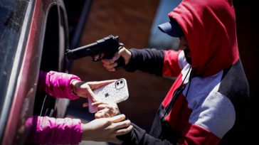 El Estado no puede seguir delegando la esperanza en informes. La seguridad no es un tecnicismo, es una condición básica para vivir en paz, para gozar de ese derecho-deber de […]