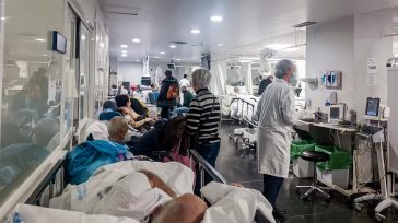 Centros colapsados y profesionales desbordados. La demanda de atención supera la capacidad del personal médico, generando largas esperas y limitando el tiempo dedicado a cada paciente. &nbsp; &nbsp; Andrés Laguna [&hellip;]