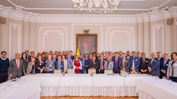 El presidente Gustavo Petro ha fijado un objetivo claro y ha impartido una instrucción precisa a los rectores universitarios: la educación debe ser la prioridad absoluta en Colombia, y los [&hellip;]