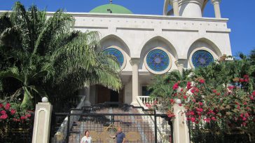 La Mezquita «Omar ibn Al-Khattab» en Maicao, La Guajira, es el templo islámico más grande de Colombia y una joya arquitectónica que simboliza la profunda influencia de la cultura árabe en [&hellip;]
