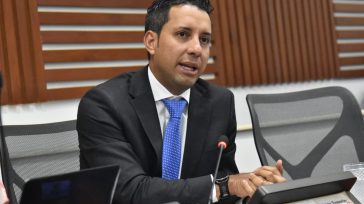 Julián David López Tenorio, presidente de la Cámara de Representantes  &nbsp; Rafael  Camargo Vásquez Bogotá D.C.  Julián David López Tenorio, representante por el Valle del Cauca del Partido de la [&hellip;]
