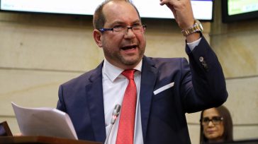 Lidio Arturo García Turbay, nuevo presidente del Congreso de la República.  &nbsp; &nbsp; Rafael Camargo Vásquez Bogotá D.C.   El senador Lidio Arturo García Turbay, del Partido Liberal Colombiano, ha sido [&hellip;]