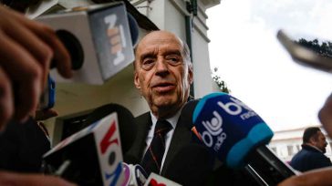 Álvaro Leyva, de 83 años, engañó a la oposición y a los medios que difundieron sus acusaciones de que el presidente Petro era drogadicto y borracho. Él mismo se retractó [&hellip;]