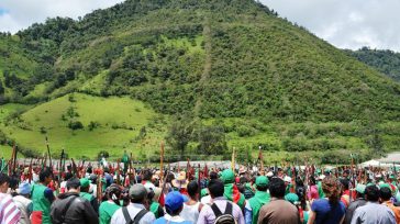 Ocho sentencias, proferidas entre 2022 y lo que va de 2025, han brindado un alivio trascendental a más de 3.211 núcleos familiares, víctimas de despojo, desplazamiento y diversas afectaciones del [&hellip;]